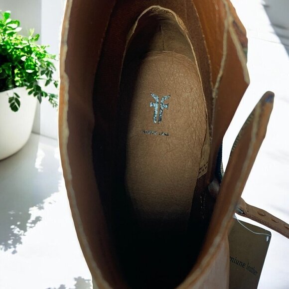 FRYE Megan Ankle Booties Cognac Leather 9M With Stacked Heel & Side Zip Closure - Picture 6 of 13